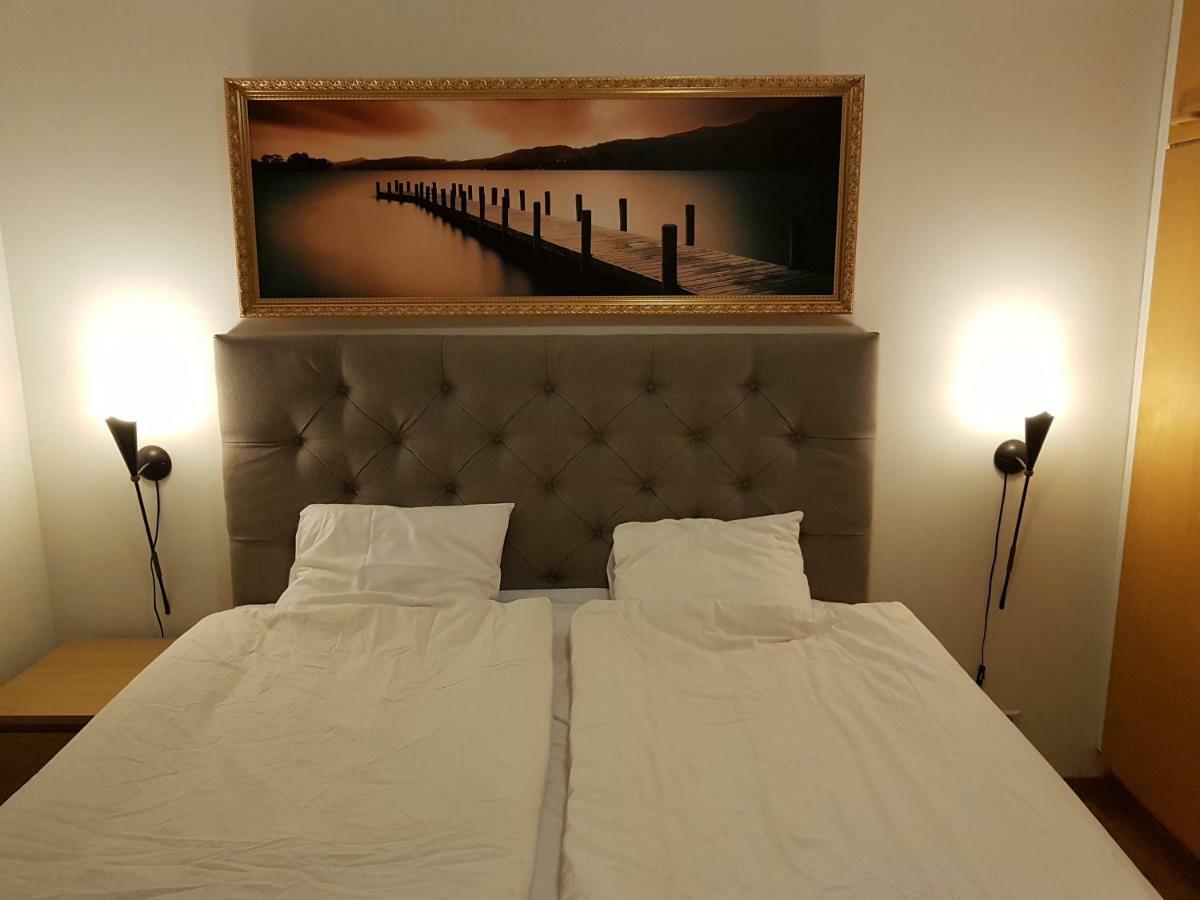 Klintvaegen Apartments マリエハムン エクステリア 写真